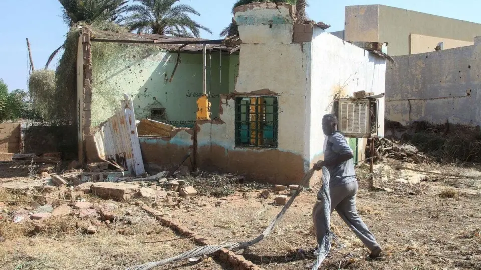 "أطباء السودان": 10 قتلى بمسيرة للدعم السريع غرب أم درمان