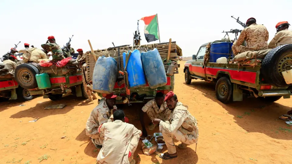 مناوي: حميدتي اعترف باستقدام مرتزقة أجانب إلى السودان وفتح الباب أمام الفوضى