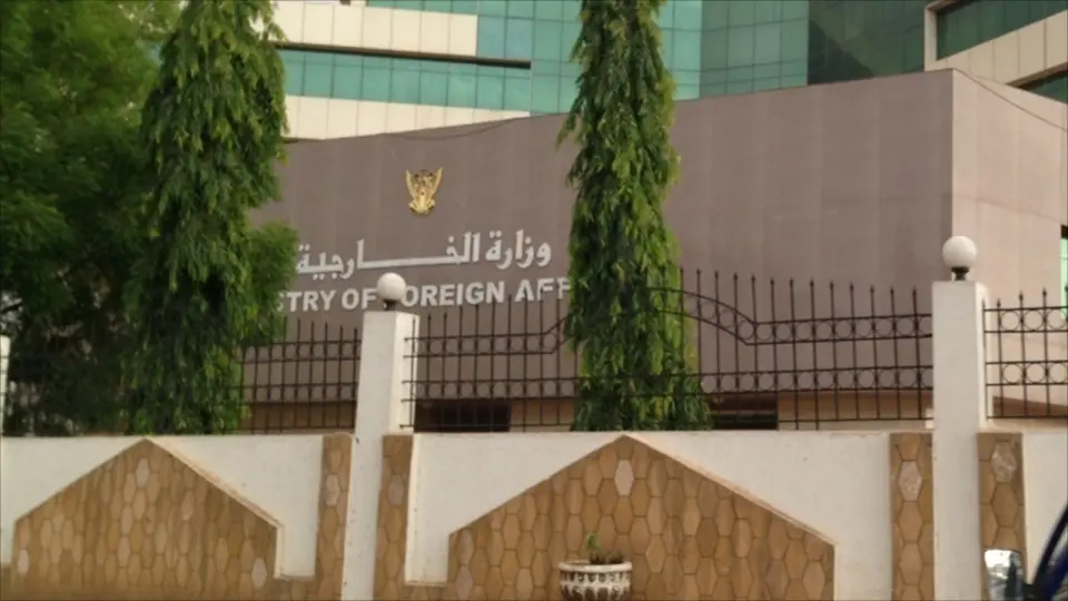 الخرطوم تنفي رفض مبادرة أمريكية لإنهاء الحرب في السودان