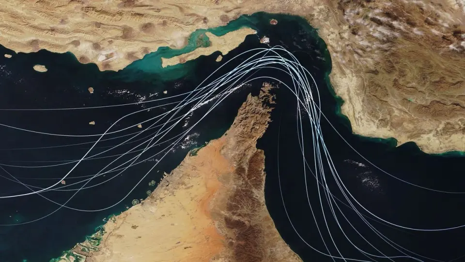 الصين: نتواصل مع جميع الأطراف بشأن مضيق هرمز