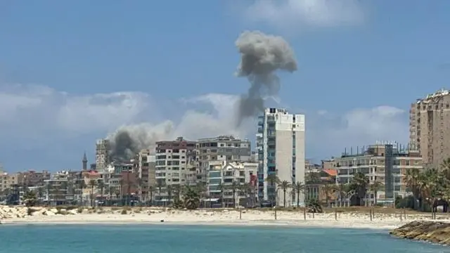 قتلى في غارة إسرائيلية على صور جنوب لبنان، ومخاوف على المدينة التاريخية
